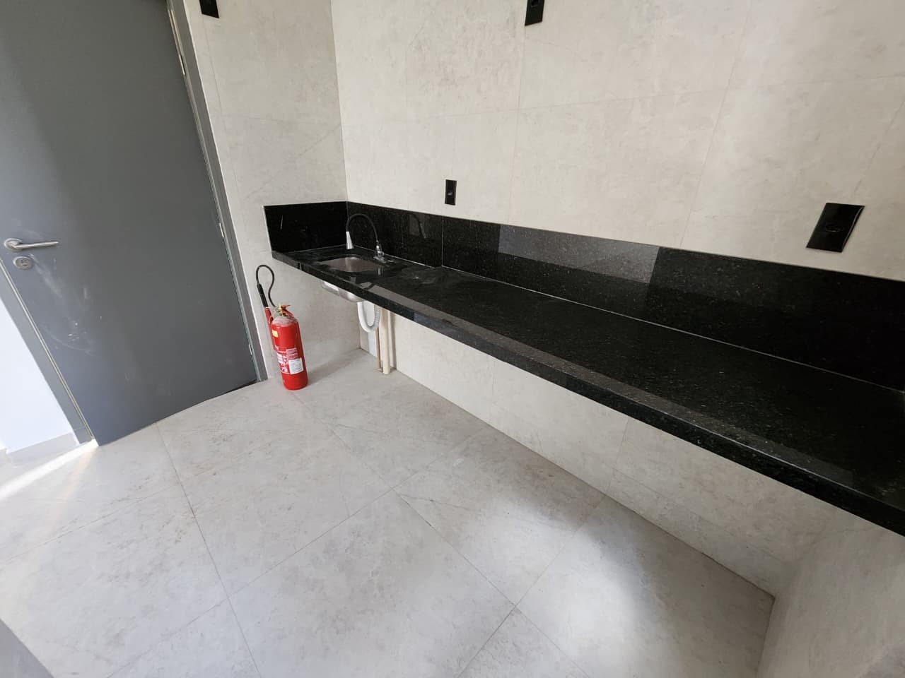 Flat à venda no Intermares: 