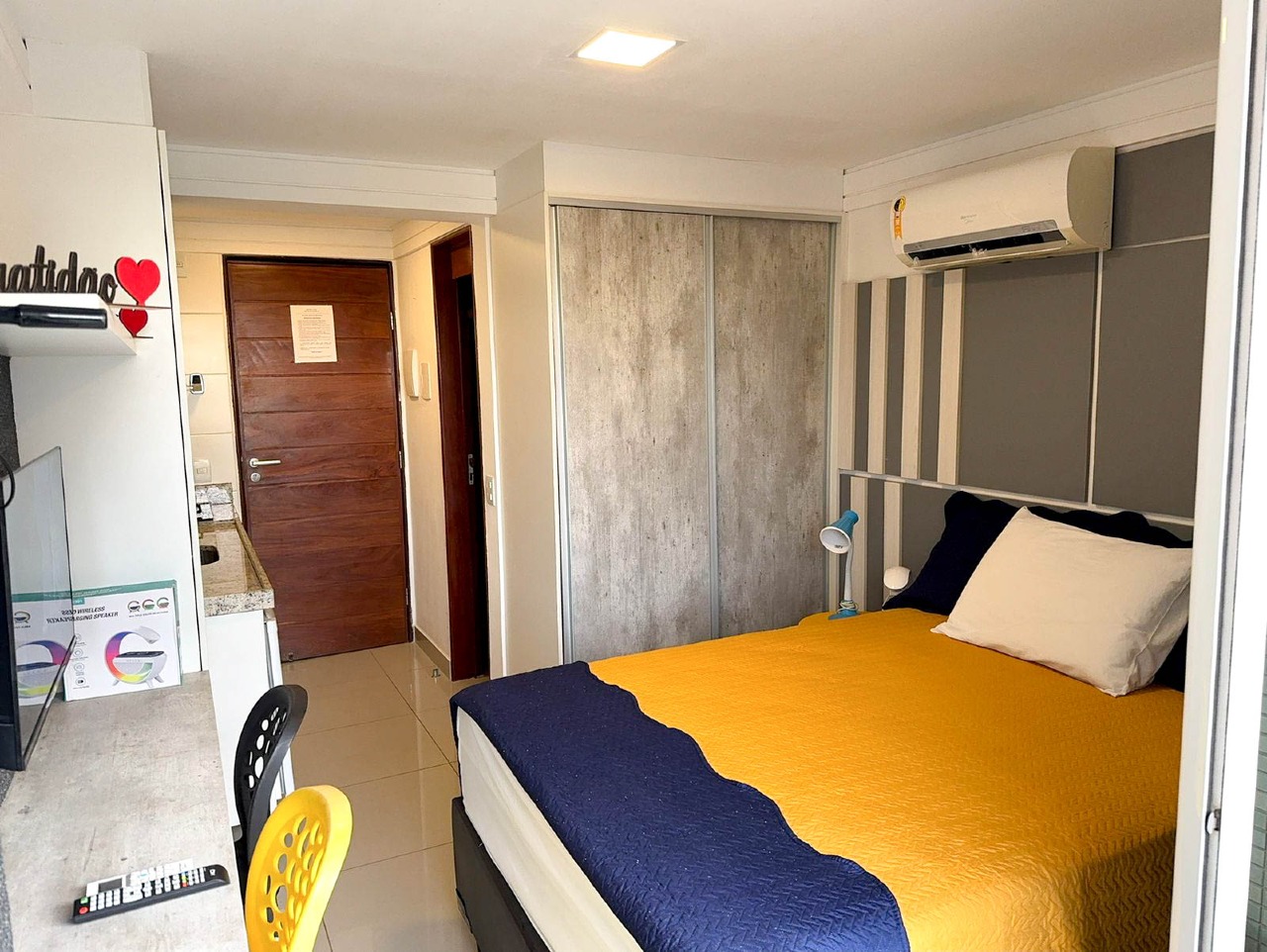 Flat à venda no Intermares: 