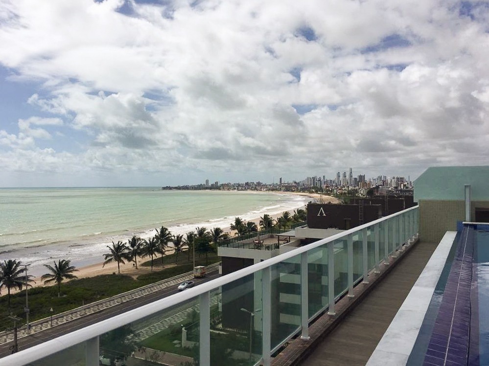 Flat à venda no Intermares: 