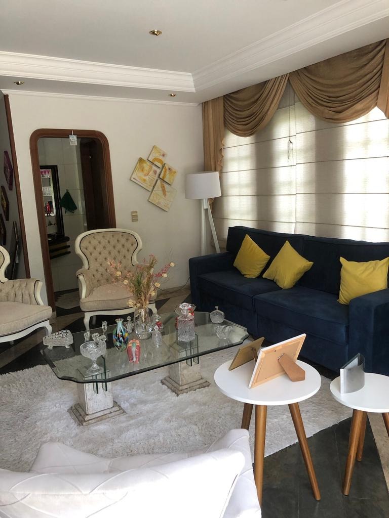 Casa, 3 quartos, 380 m² - Foto 1