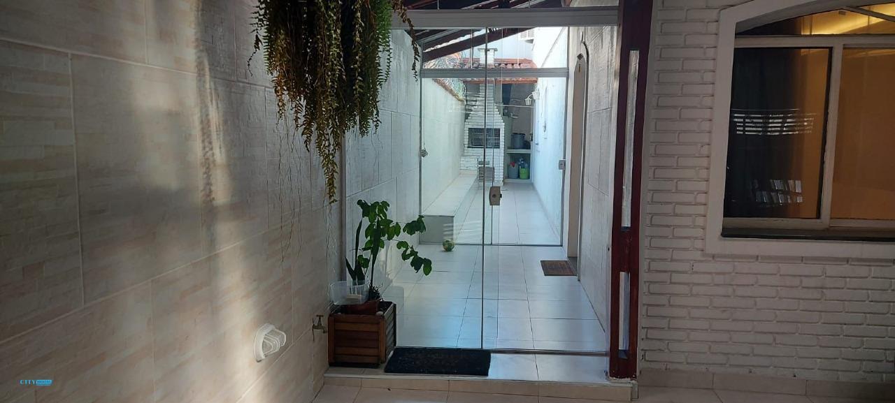 Sobrado, 3 quartos, 2 m² - Foto 1