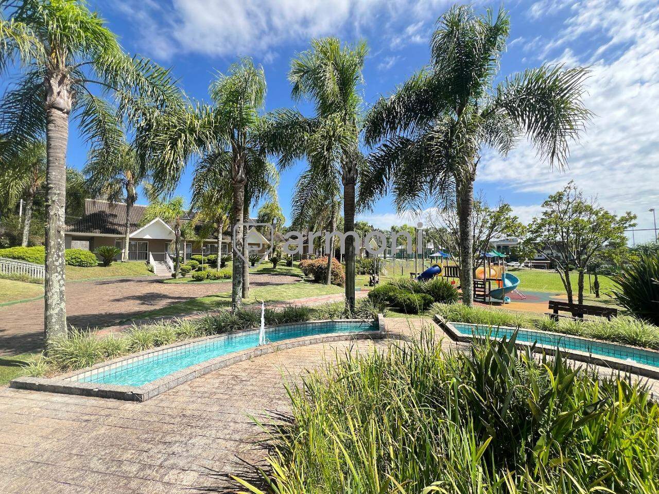 Lote em condomínio à venda no São José: 