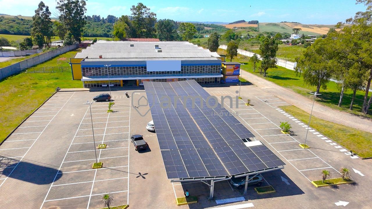 Pavilhão à venda no Expedicionário: 