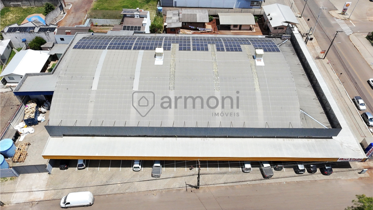 Pavilhão à venda no Floresta: 