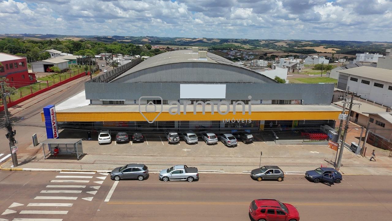 Pavilhão à venda no Floresta: 