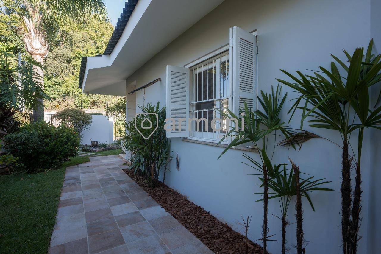 Casa à venda no Centro: 