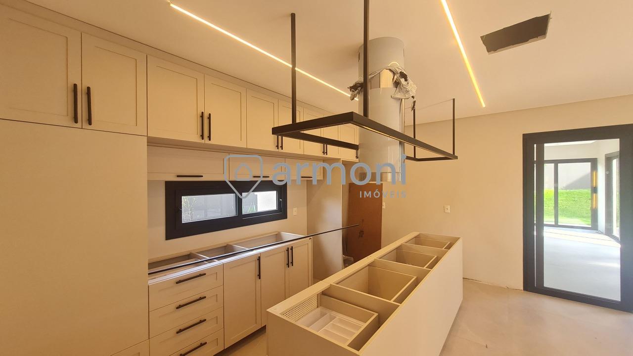 Casa à venda no Valinhos: 