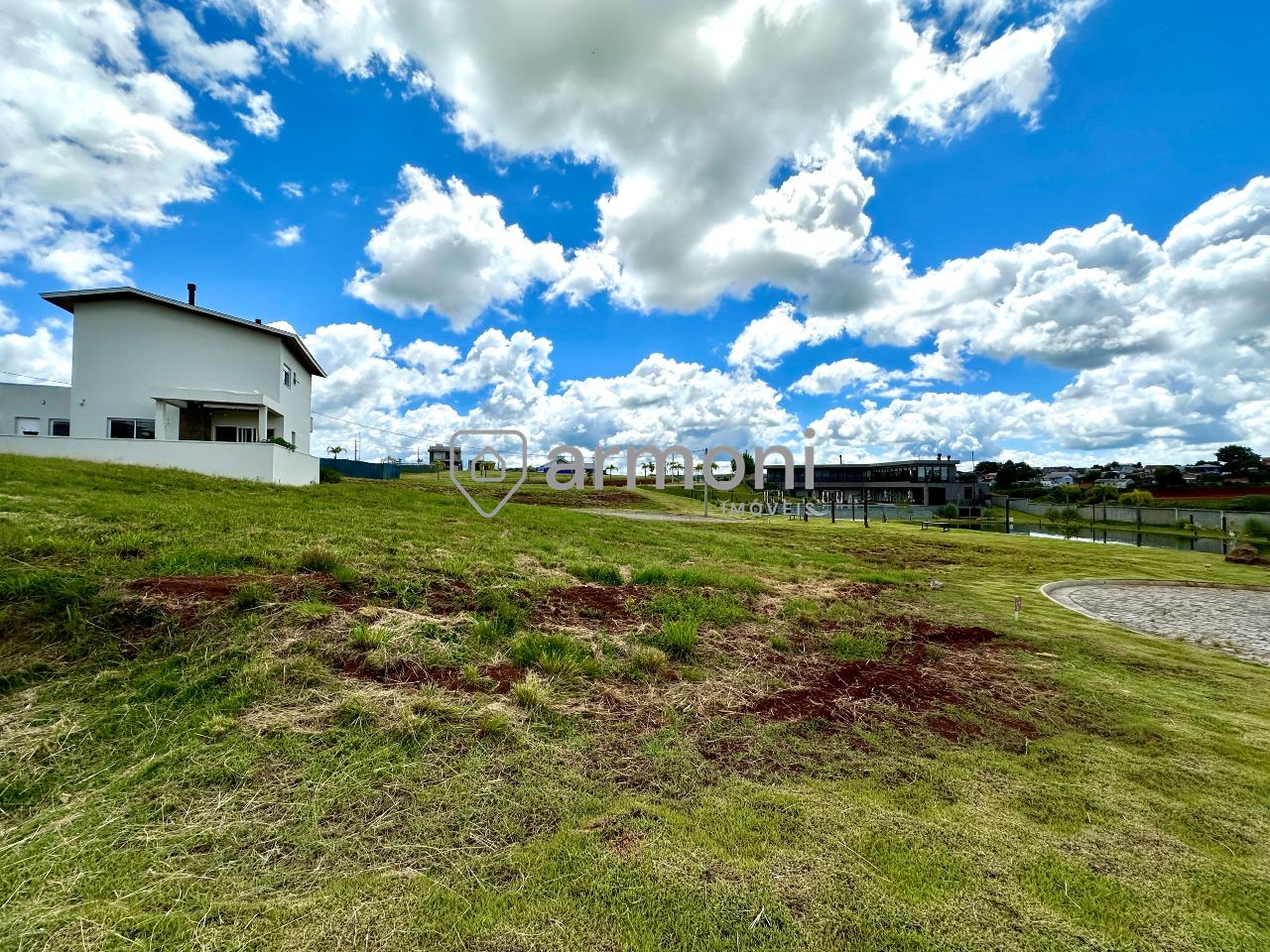 Lote em condomínio à venda no São José: 