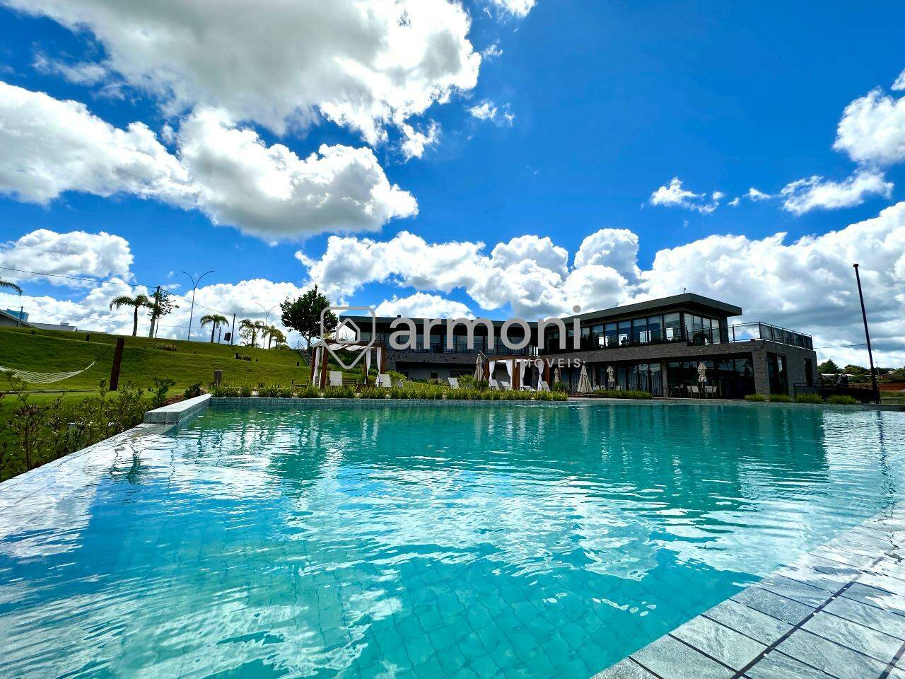 Lote em condomínio à venda no São José: 