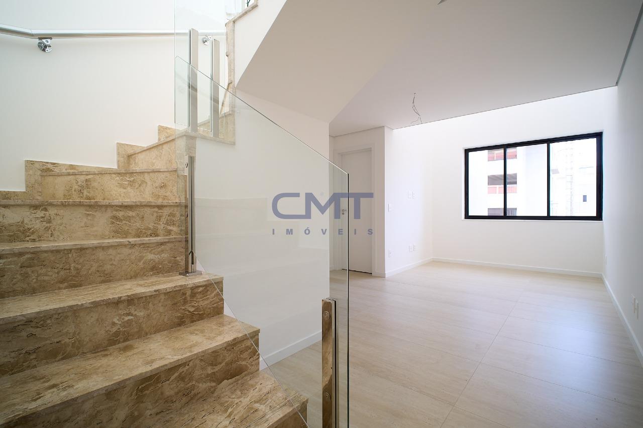 Cobertura para aluguel no Santo Antônio : 