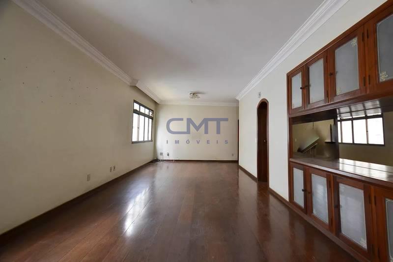 Apartamento à venda no Funcionários : 