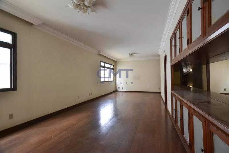 Apartamento à venda no Funcionários : 