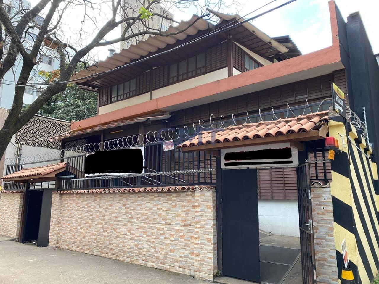 Casa comercial para aluguel no Funcionários : 