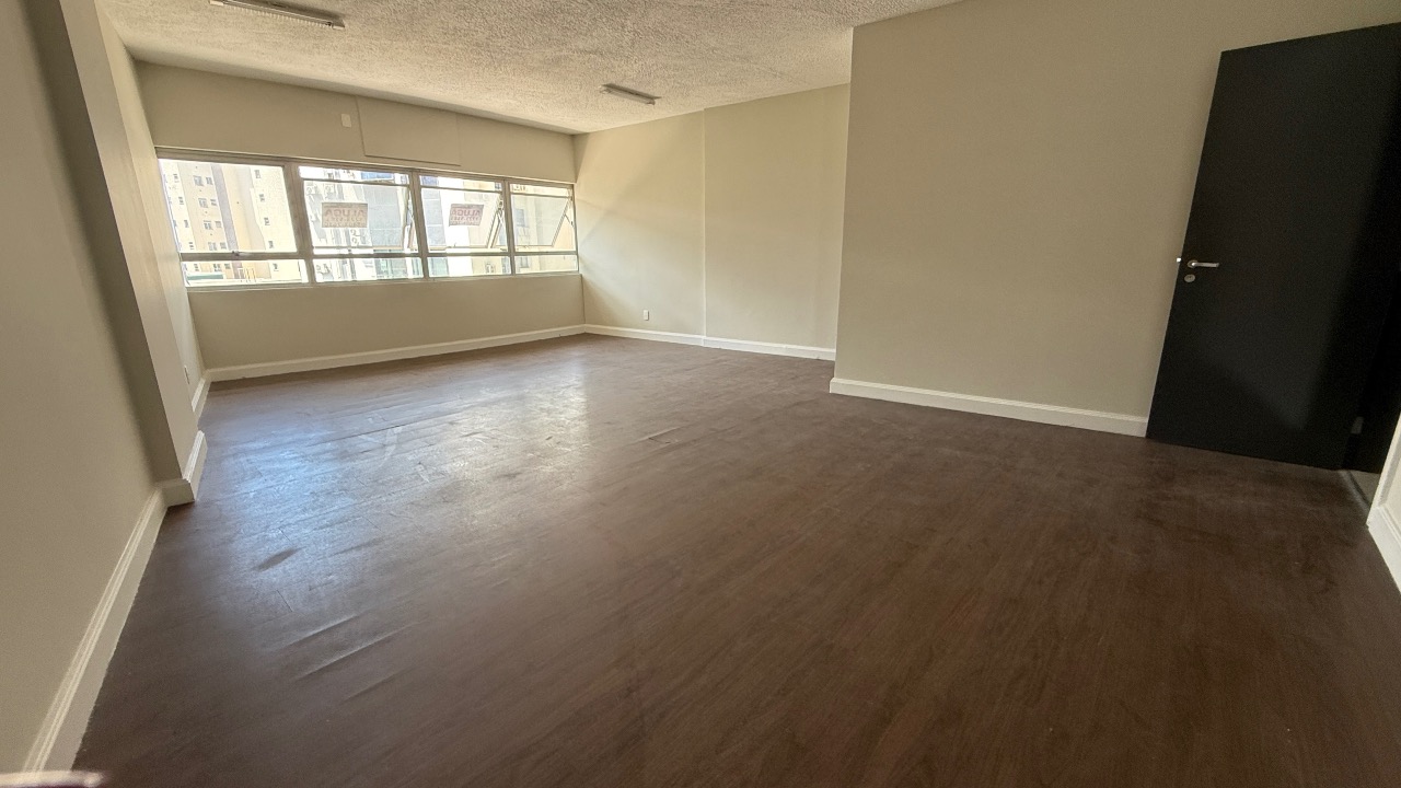 Sala para aluguel no Centro: 