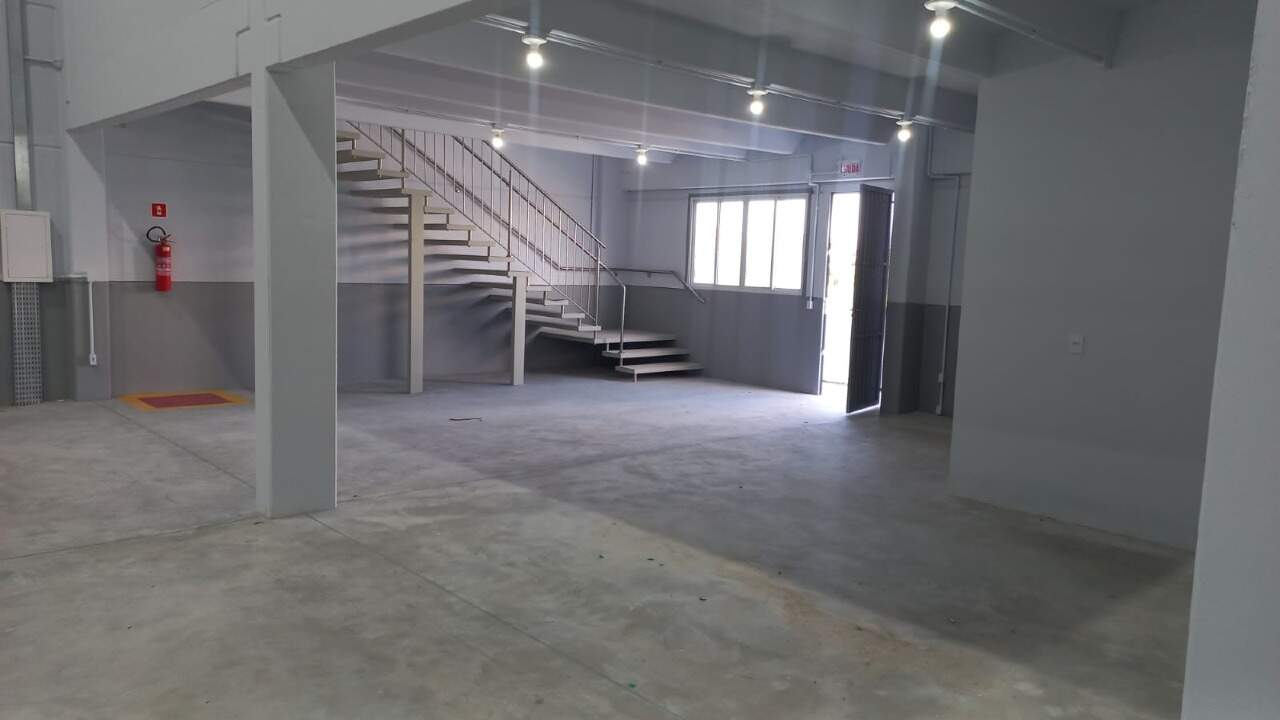 Galpão para aluguel no Centro: 