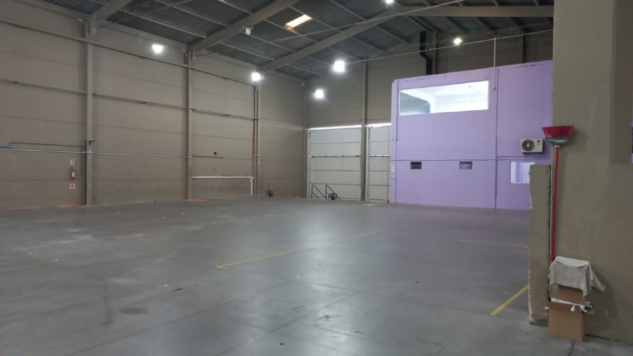 Galpão para aluguel no Brejarú: 