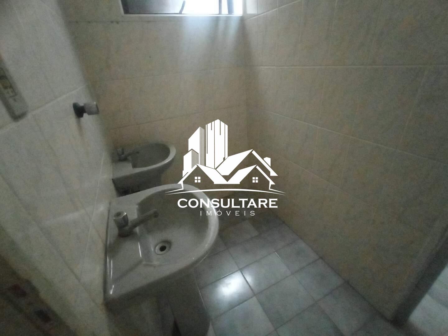 Loja para aluguel no bairro Vila Nova por 6.000,00: 