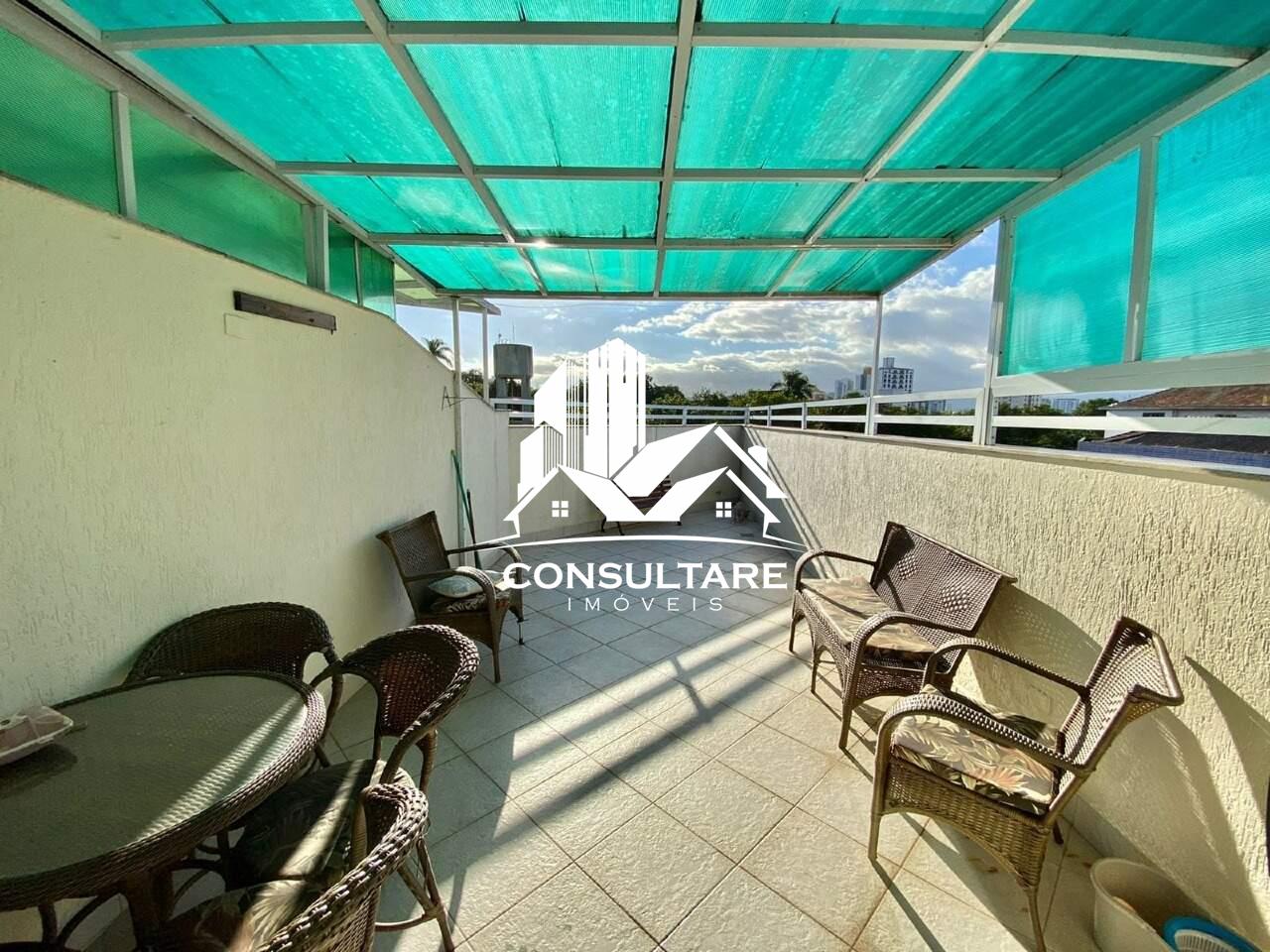 Casa para aluguel no bairro Embaré por 10.200,00: 