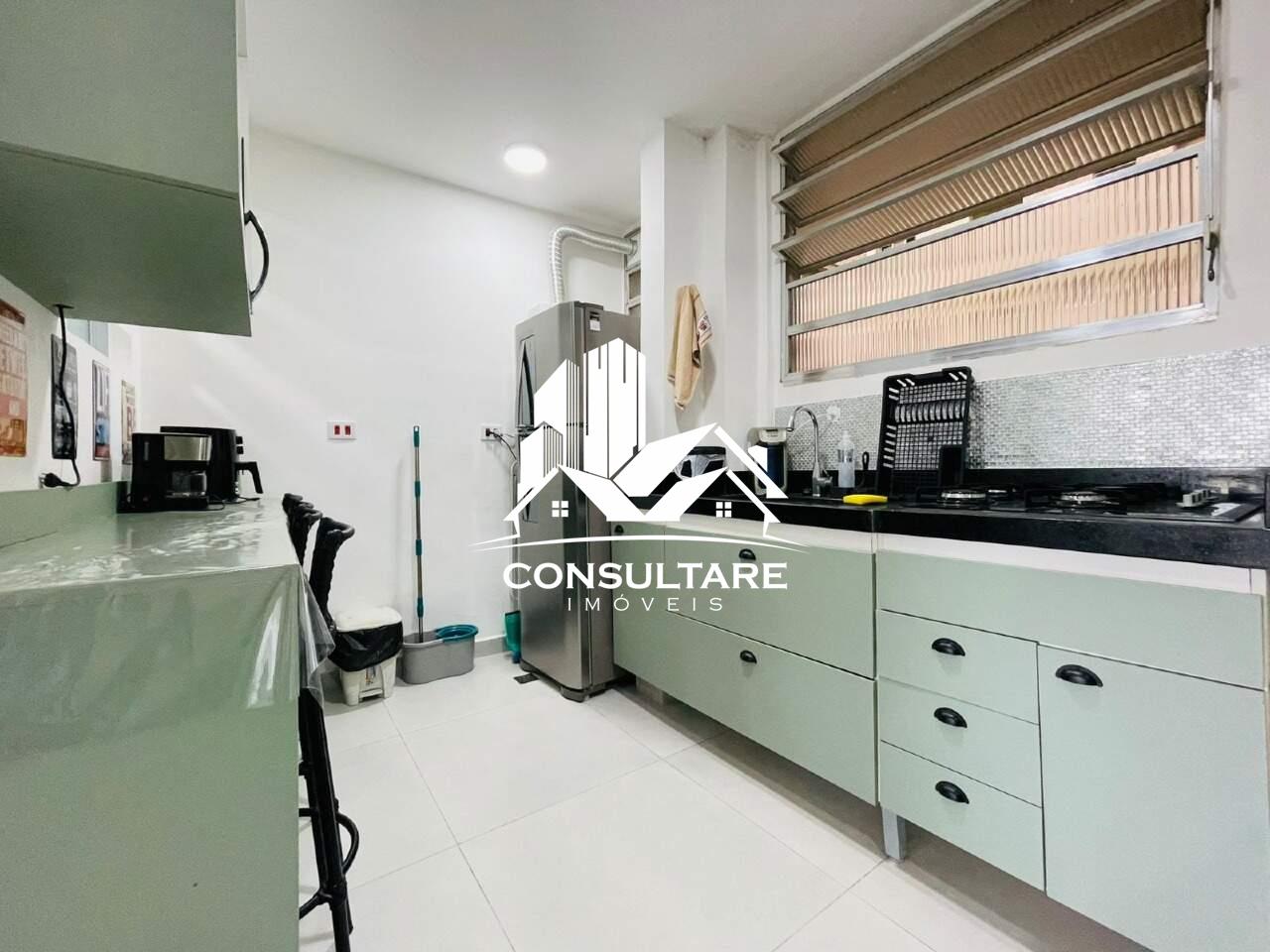 Apartamento à venda no bairro Aparecida por 530.000,00: COZINHA