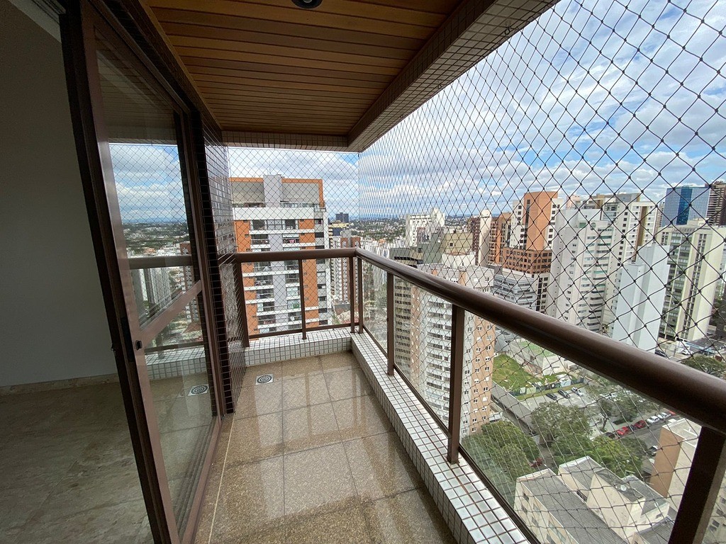 Cobertura de Luxo para locação, com 310 m² infraestrutura completa na região do Cabral