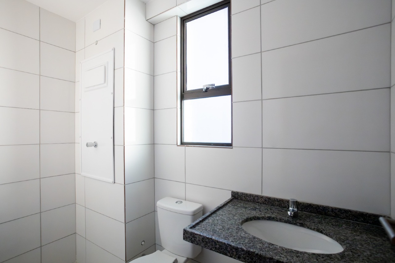 Apartamento à venda no Zumbi: Banheiro