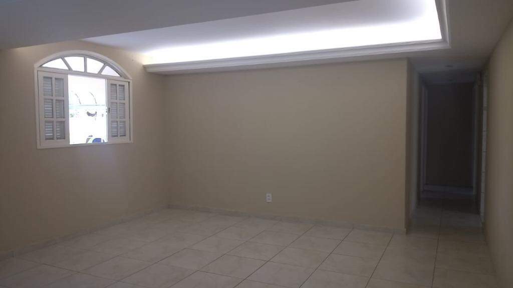 Casa 4 quartos ( 1 suíte ) para à venda em Iputinga - Recife - - CTI imobiliaria: Sala para dois ambientes