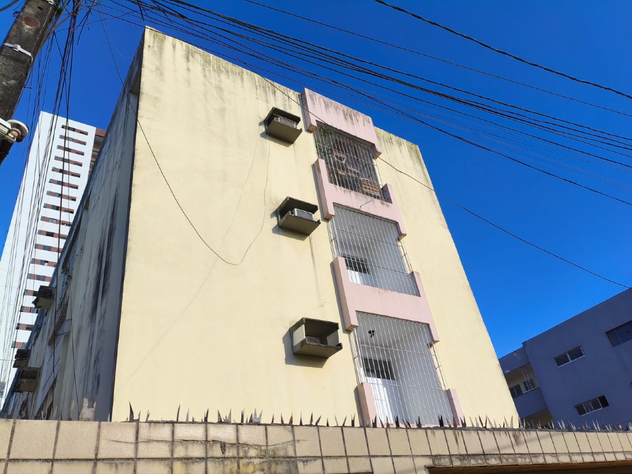 Apartamento 2 quartos ( ) para à venda em Várzea - Recife - Edifício Barão do Rio Branco - CTI imobiliaria: Fachada 