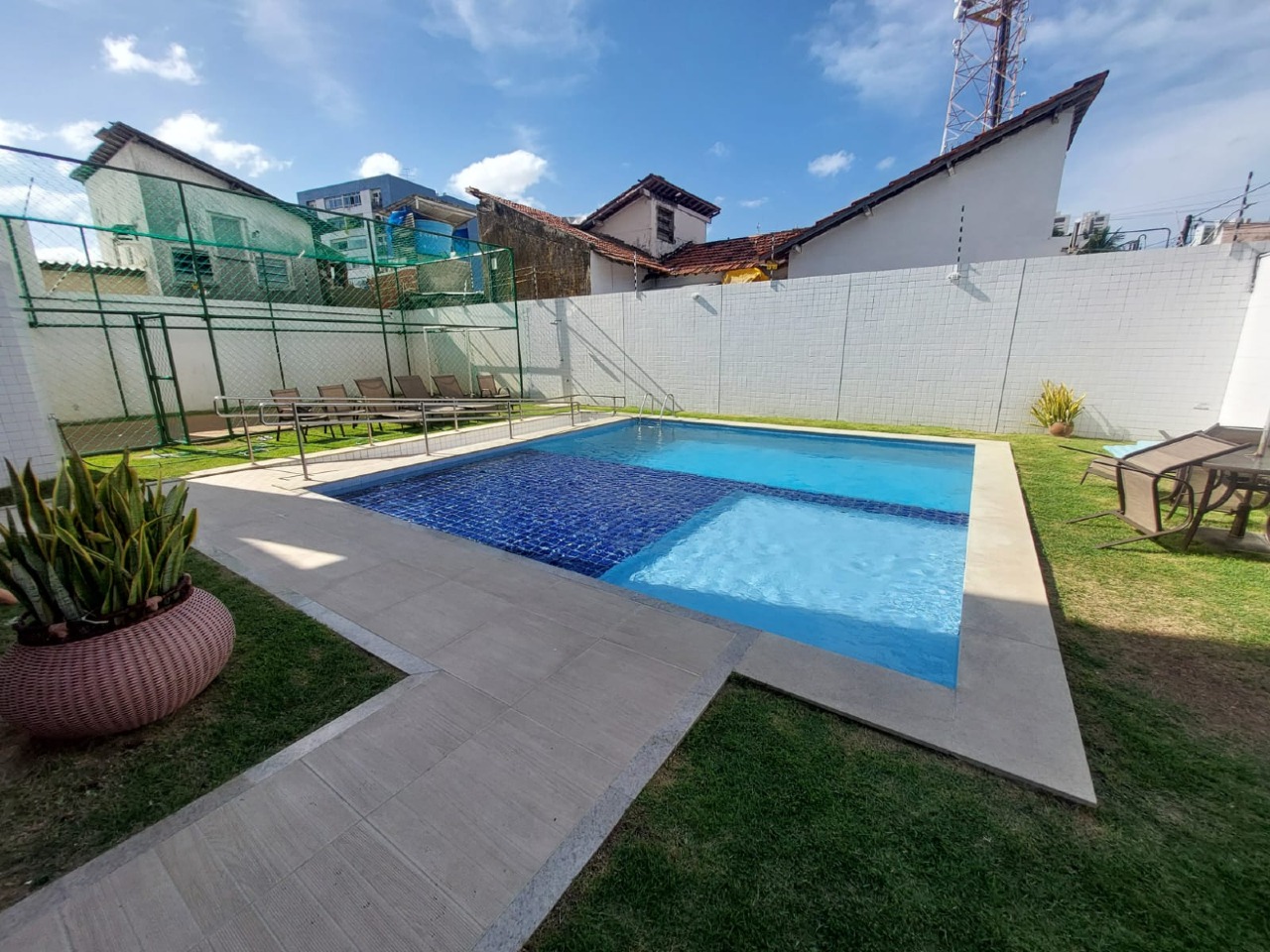 Apartamento 3 quartos ( 1 suíte ) para à venda em Ilha do Retiro - Recife - Edifício Varandas da Ilha - CTI imobiliaria: Piscina