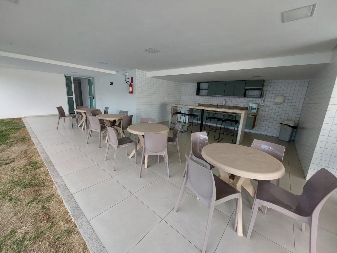 Apartamento 3 quartos ( 1 suíte ) para à venda em Ilha do Retiro - Recife - Edifício Varandas da Ilha - CTI imobiliaria: Espaço gourmet 