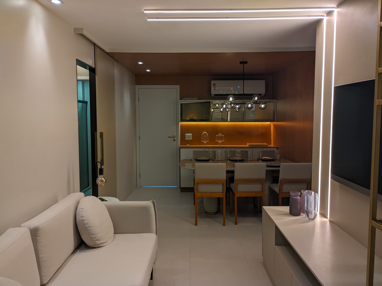 Apartamento 3 quartos ( 1 suíte ) para à venda em Cordeiro - Recife - Praça das Macieiras - CTI imobiliaria: Sala para 2 ambientes 
