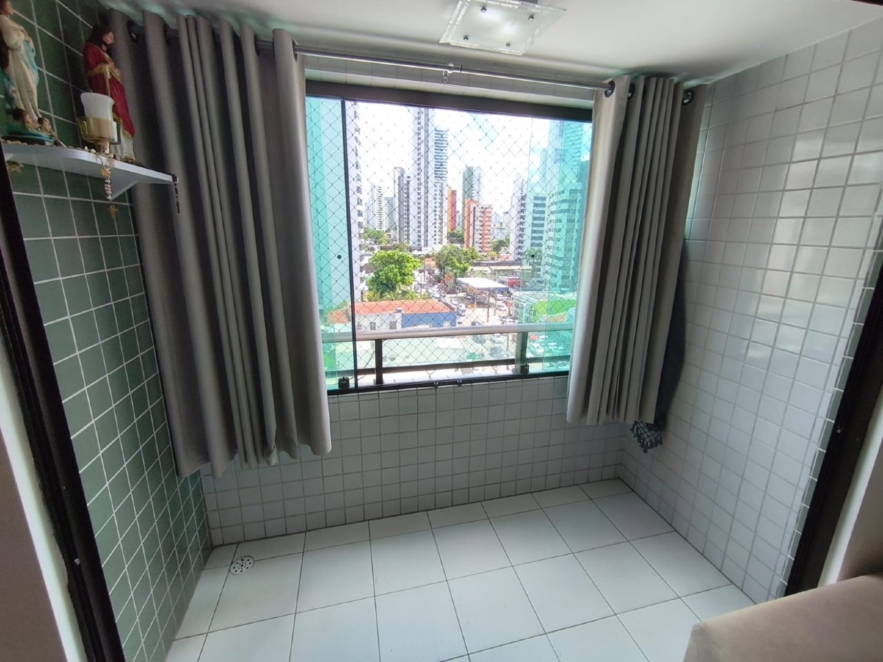 Apartamento 3 quartos ( 1 suíte ) para à venda em Madalena - Recife - Edifício Apolo - CTI imobiliaria: Varanda 