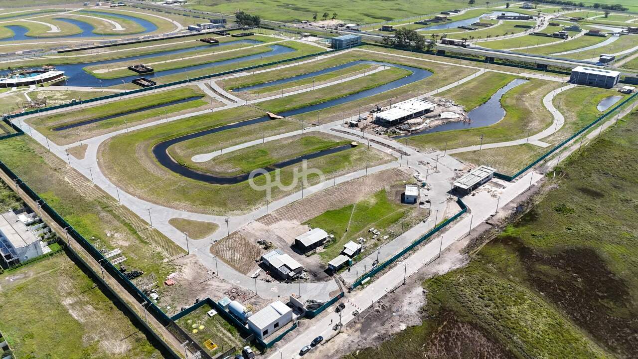 Condomínio Wave Home Resort