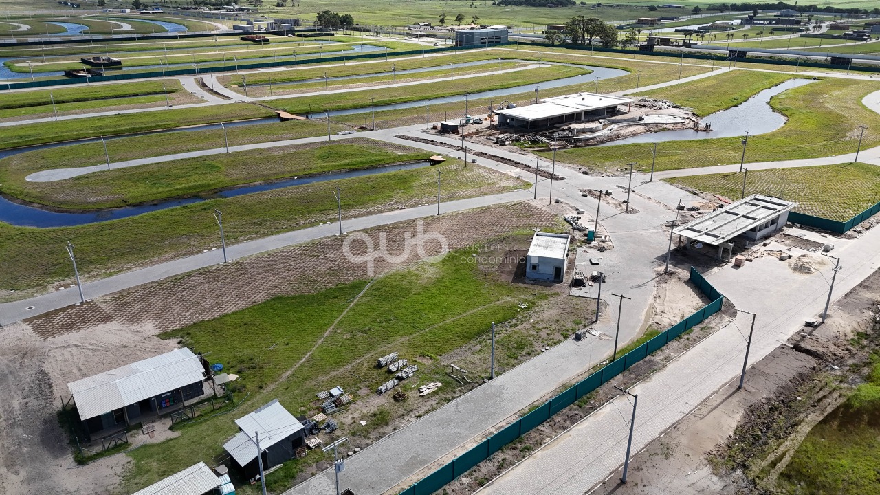 Condomínio Wave Home Resort