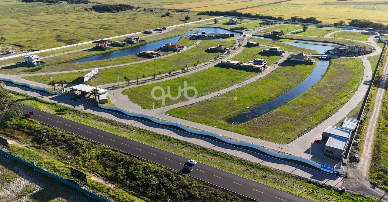 Condomínio Allure Beach Condo