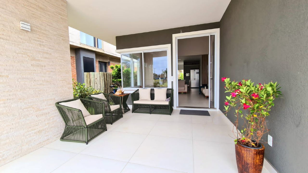 Condomínio Acqualina Beach