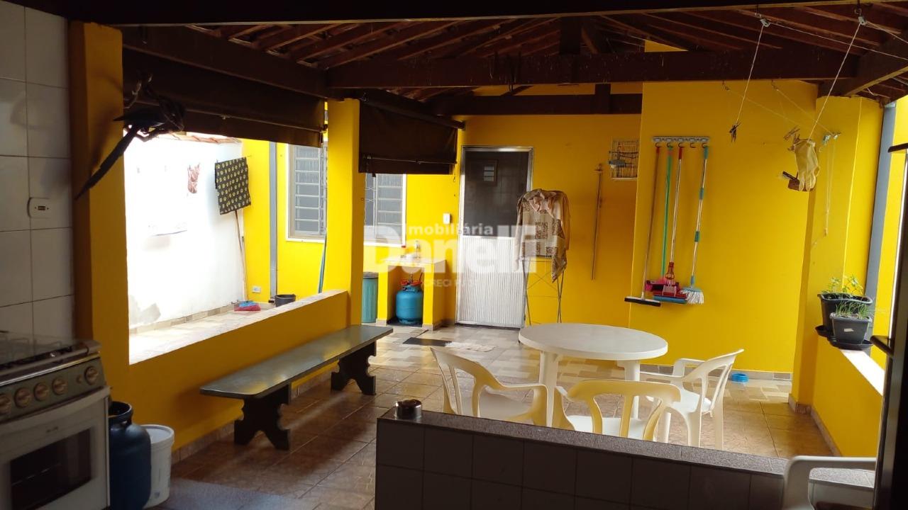 Casa à venda no Jardim Baronesa: 