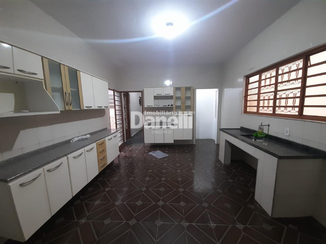 Casa à venda no Centro: 