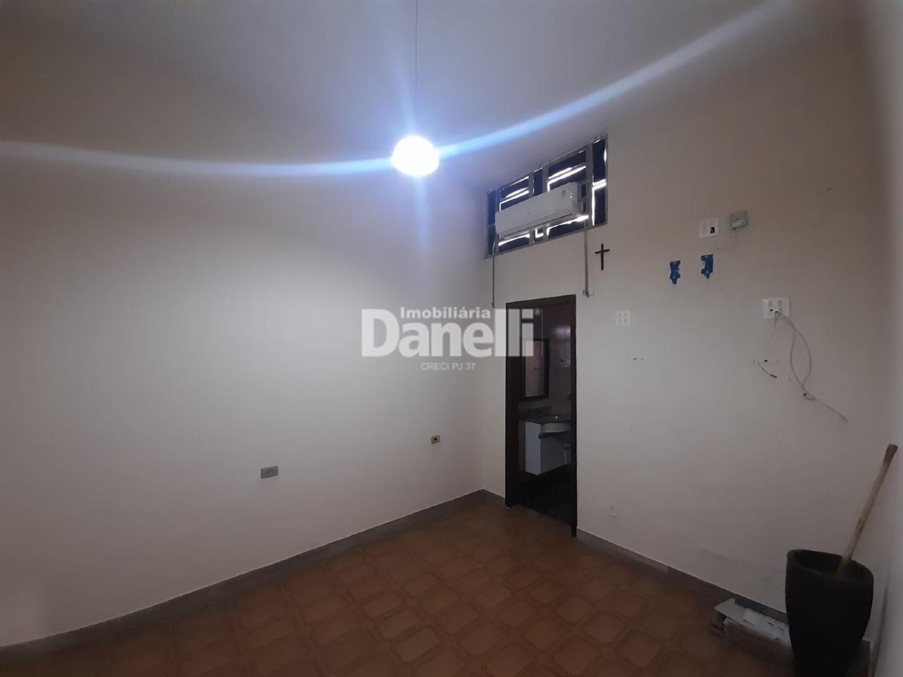 Casa à venda no Centro: 