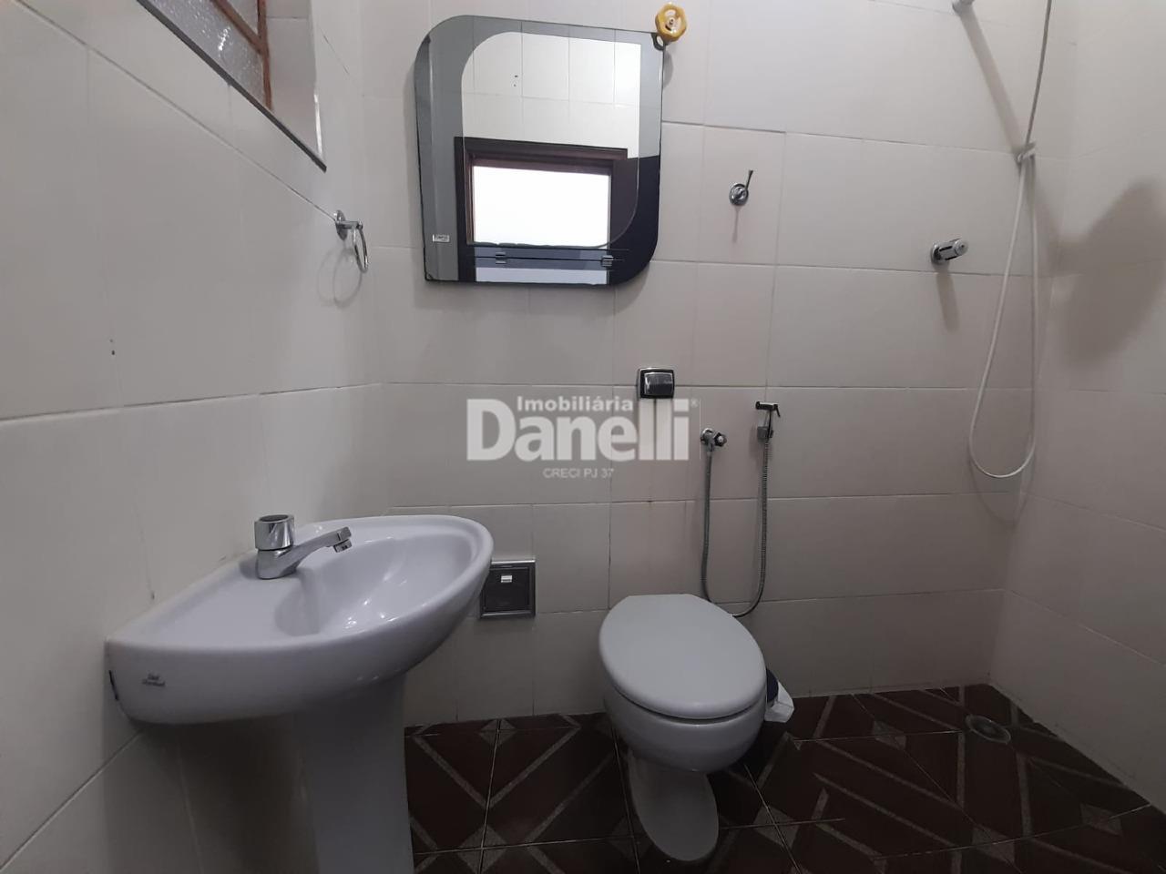 Casa à venda no Centro: 