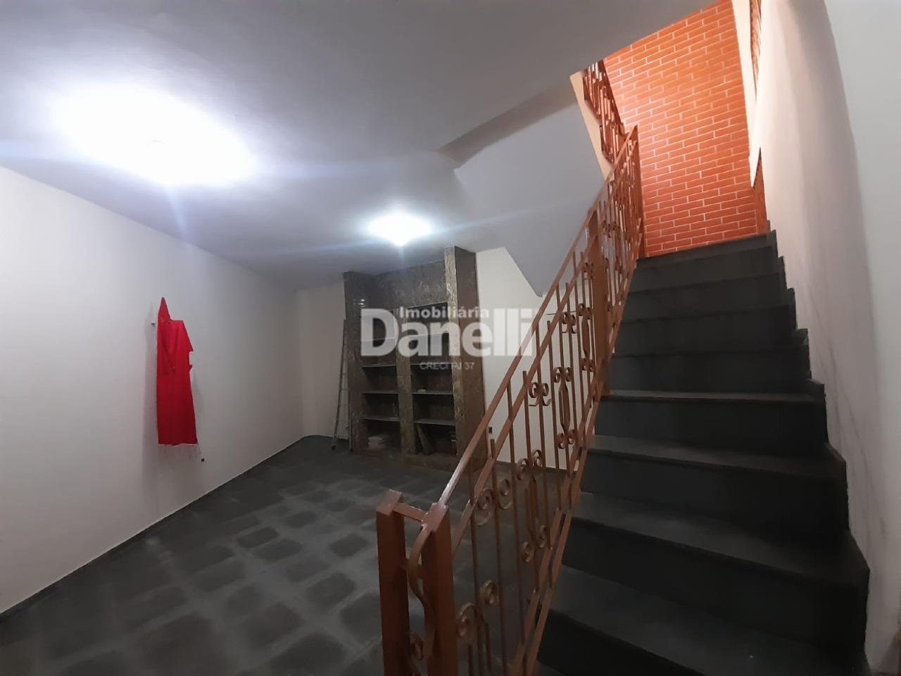 Casa à venda no Centro: 