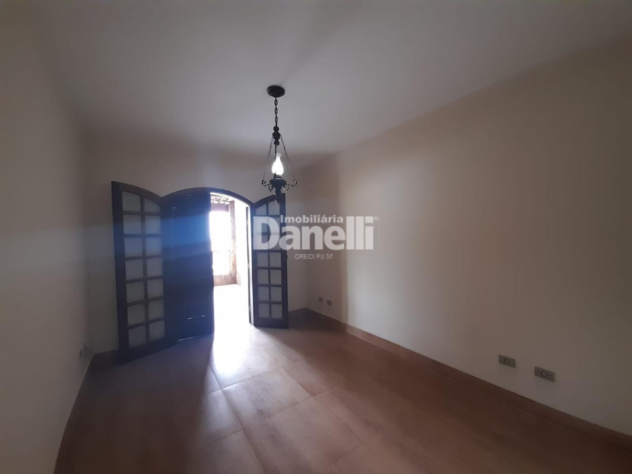 Casa à venda no Centro: 