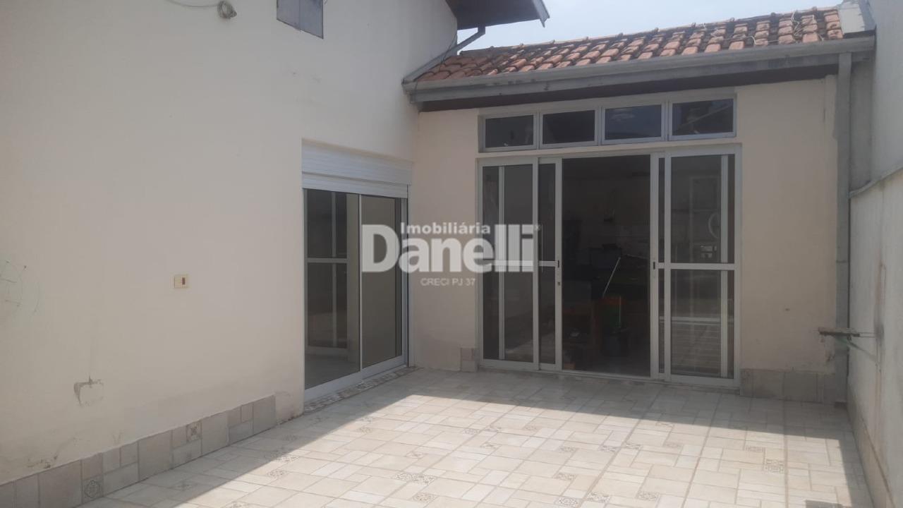 Casa à venda no Loteamento Jardim dos Eucaliptos: 