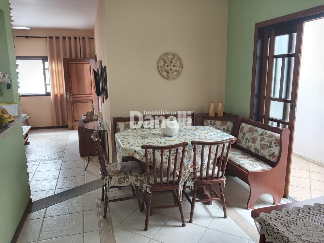 Casa à venda no Loteamento Residencial Vargas: 