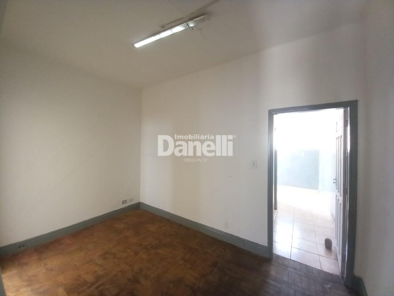 Casa para aluguel no Centro: 