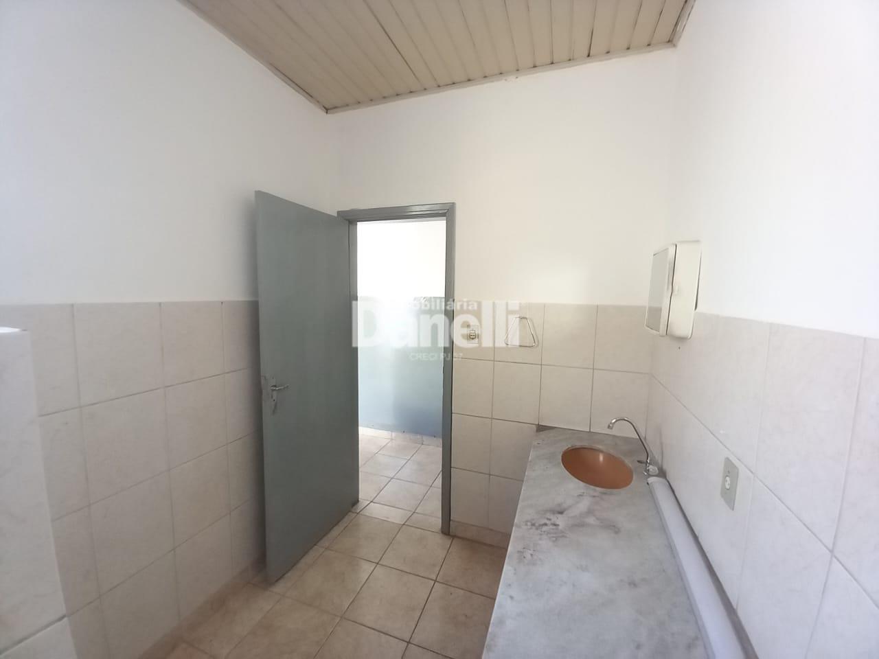 Casa para aluguel no Centro: 