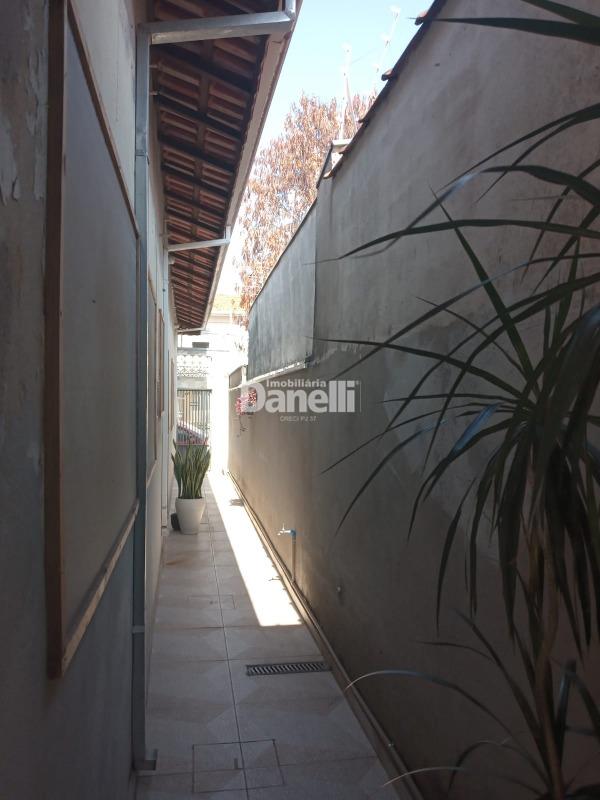 Casa à venda no Centro: 