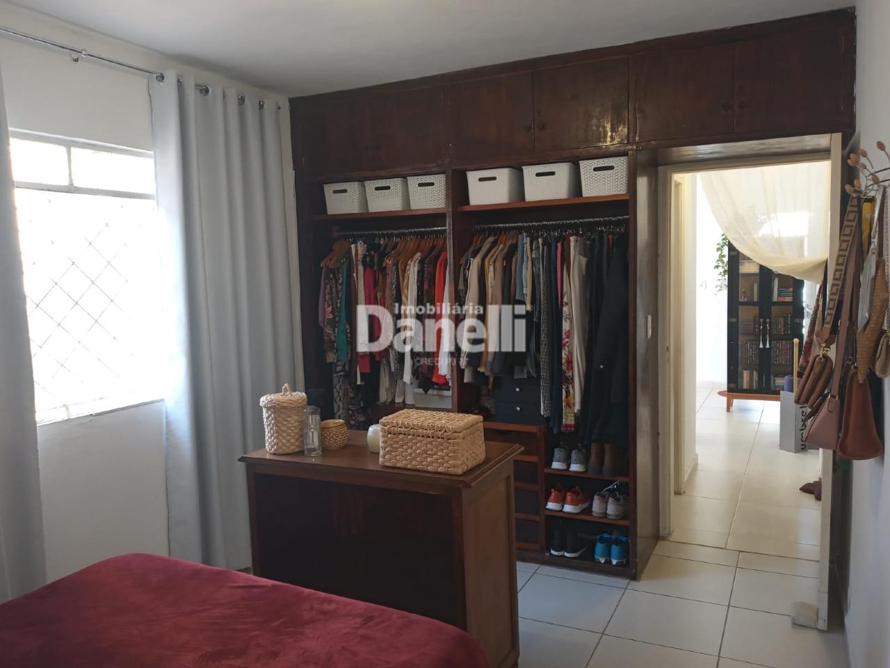 Casa à venda no Centro: 