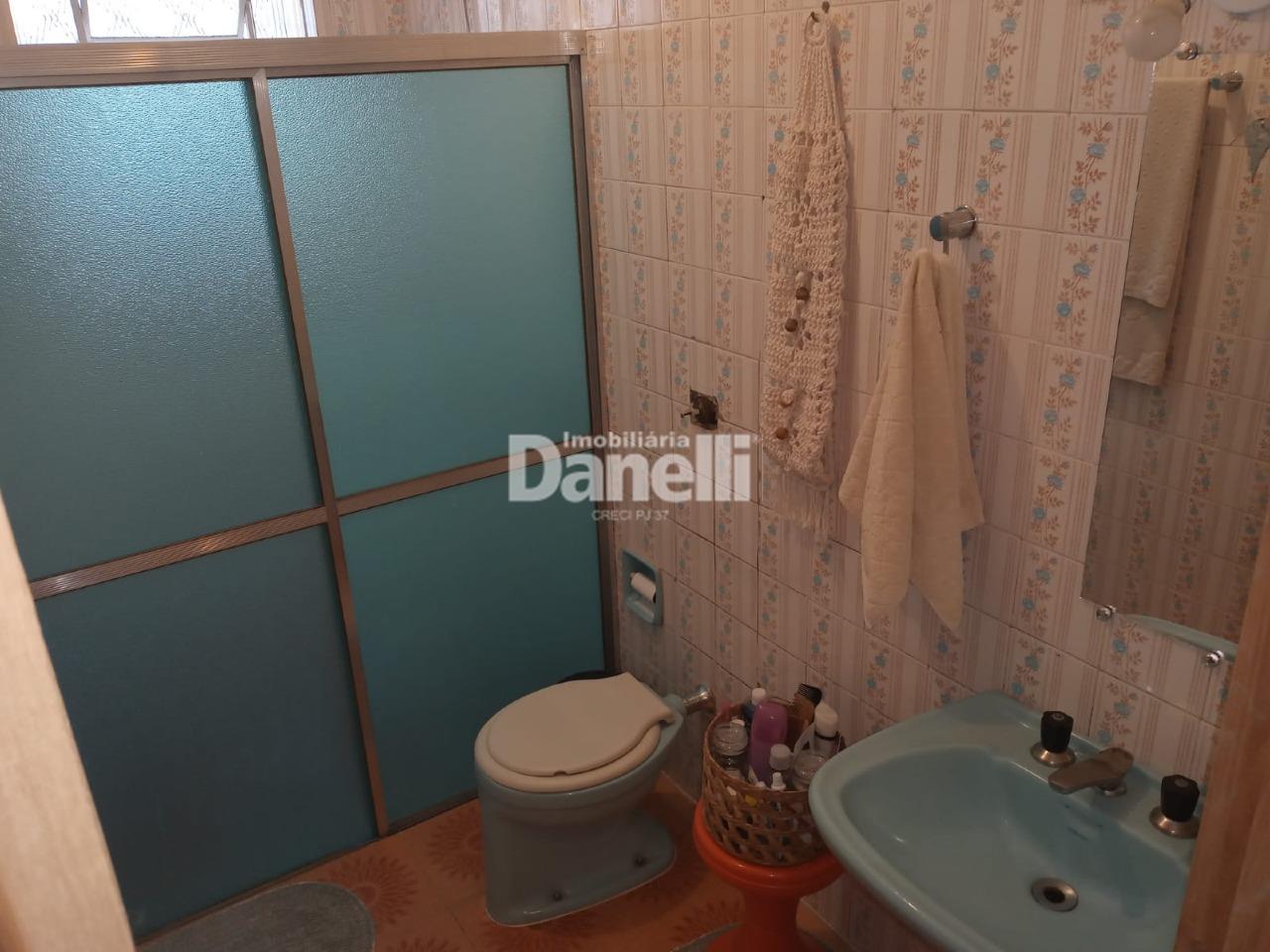 Casa à venda no Centro: 