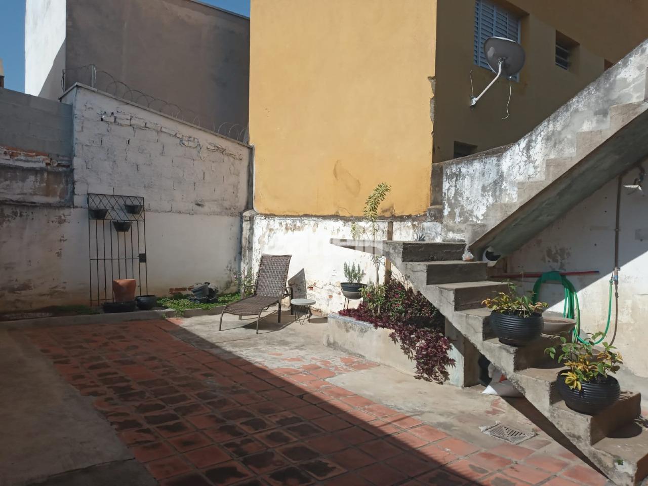 Casa à venda no Centro: 