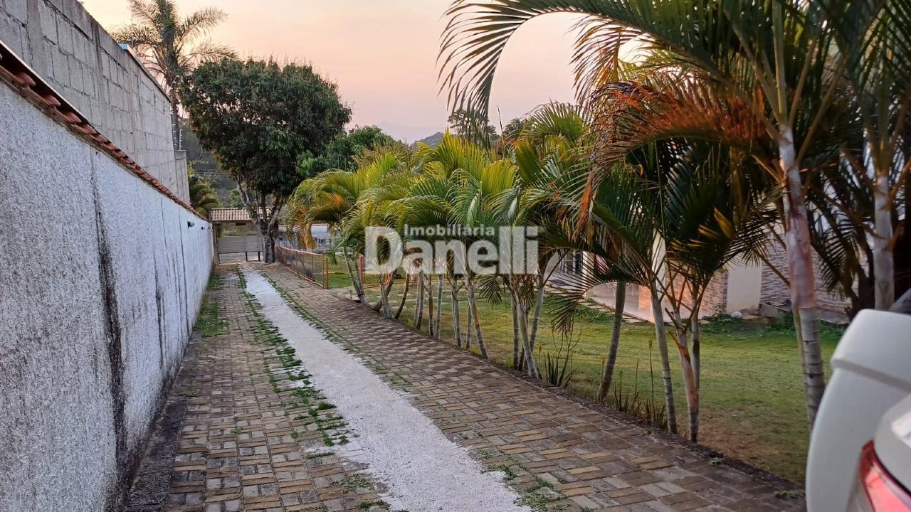 Casa à venda no Itaim: 